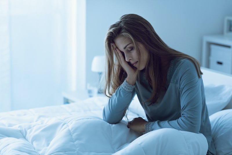 چرا خواب ناکافی در زنان شایعتر است؟